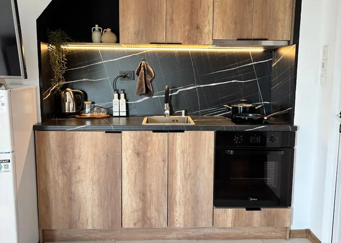 With Terrace - Center