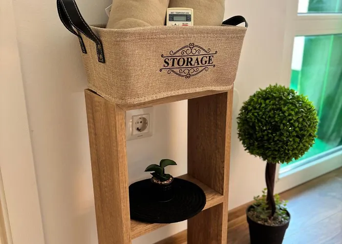 With Terrace - Center *