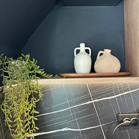 With Terrace - Center Apartment