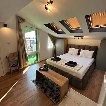 With Terrace - Center