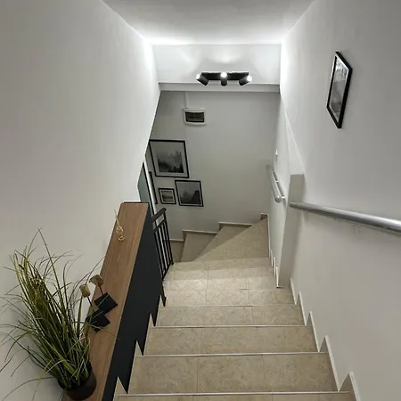 With Terrace - Center *