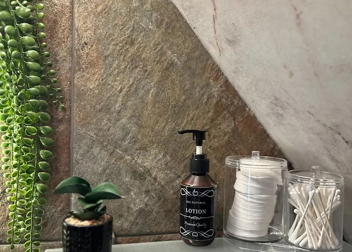 With Terrace - Center 普罗夫迪夫